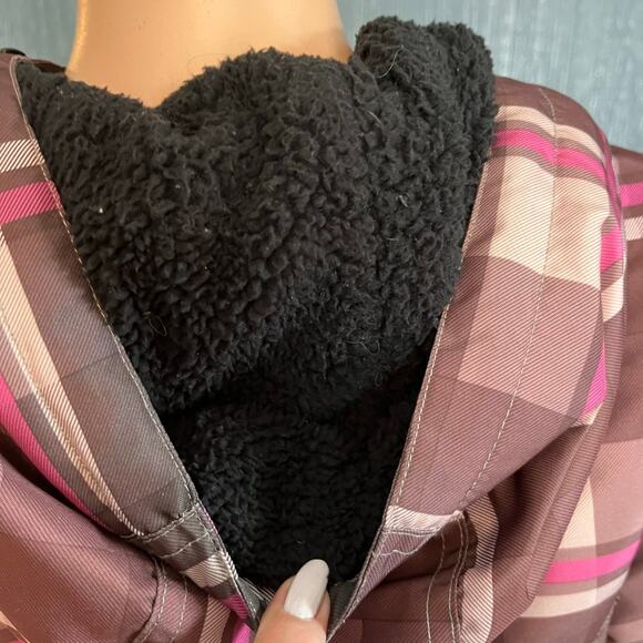 Zero Xposure Vintage Quilted Hooded Pink Plaid Jacket S Zip Pockets Ski Resort - Picture 6 of 7